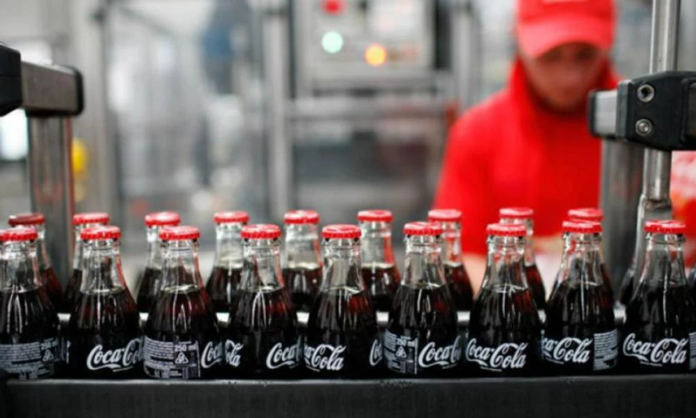 Coca Cola: Θα περικόψει πάνω από 2.000 θέσεις εργασίας παγκοσμίως